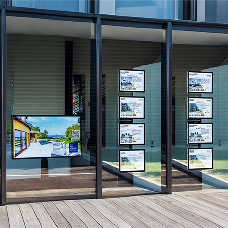 Dynamic window displays